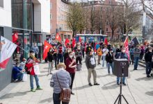 Photo of În timp ce Austria cere relaxarea restricțiilor, sute de germani au protestat pentru a cere reguli mai stricte