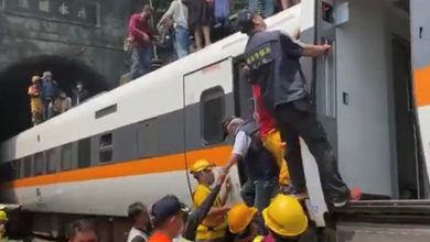 Photo of video | Cea mai mare tragedie feroviară din Taiwan: Momentul impactului în urma căruia au fost 50 de morți și 200 de răniți