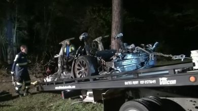 Photo of Un automobil Tesla, pe pilot automat, a făcut victime: Doi oameni au decedat în urma unui accident