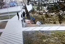 Photo of video | Un tânăr a murit în spital după ce a fost bătut la Nisporeni. Poliția a publicat imaginile cu agresiunea