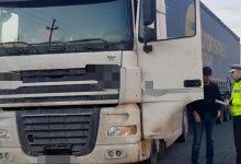 Photo of foto | Un moldovean a fost strivit de un autocamion, în timp ce schimba o roată. Se cere implicarea cetățenilor pentru identificarea acestuia