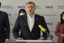 Photo of video | Cavcaliuc susține că dosarul privind stropirea cu verde de briliant ar fi comandat. Reacția deputatei vizate