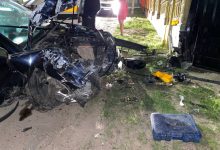 Photo of foto | Și-a distrus mașina și și-a băgat soțul în spital. O femeie a provocat un grav accident în raionul Strășeni