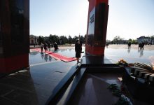 Photo of foto | Maia Sandu a depus flori la Complexul Memorial „Eternitate”: Mi-am exprimat respectul pentru cei care au luptat