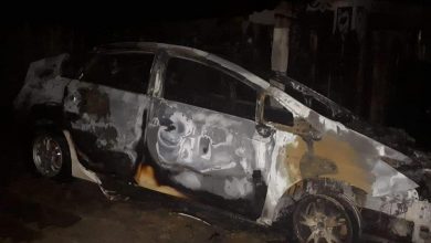 Photo of Hîncești: O mașină de taxi a ars în totalitate. La fața locului – polițiștii, pompierii și ambulanța