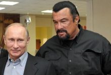 Photo of video | Steven Seagal se lansează în politica rusească. Actorul s-a alăturat unui partid apropiat Kremlinului
