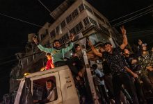 Photo of Cât oamenii s-au bucurat în stradă de armistițiul din Fâșia Gaza, Hamas avertizează că ține încă mâinile pe trăgaci