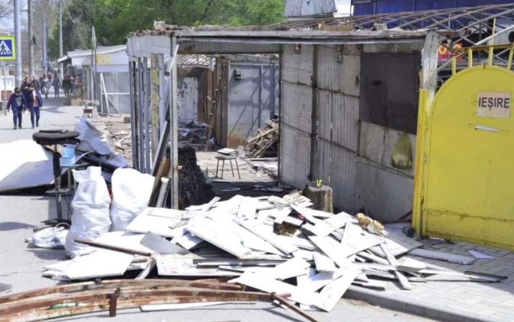 Photo of Fără gherete la „Flacăra”: Autoritățile au început demolarea pavilioanelor