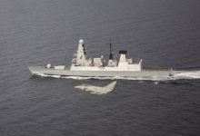 Photo of O navă rusească ar fi tras focuri de avertisment asupra unui distrugător britanic în Marea Neagră
