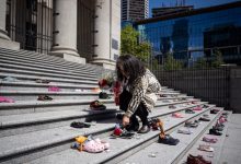 Photo of Papa Francisc se implică în cazul care a dus la descoperirea rămăşiţelor a 215 copii indigeni. Ce spune Vaticanul