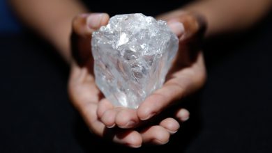 Photo of Are 1098 de carate. Unde a fost descoperit al treilea cel mai mare diamant din lume?