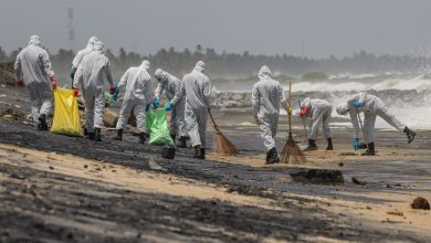 Photo of Catastrofă de mediu de proporții istorice în Sri Lanka: O navă cu substanțe chimice continuă să ardă de 11 zile