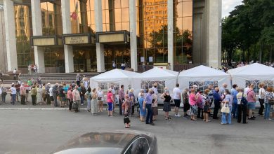 Photo of Patru mii de doze de Sputnik V, epuizate la maratonul vaccinării de la Palatul Republicii