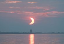 Photo of foto | Ultima eclipsă inelară până în anul 2023. Fenomenul a fost „capturat” de doi fotografi NASA
