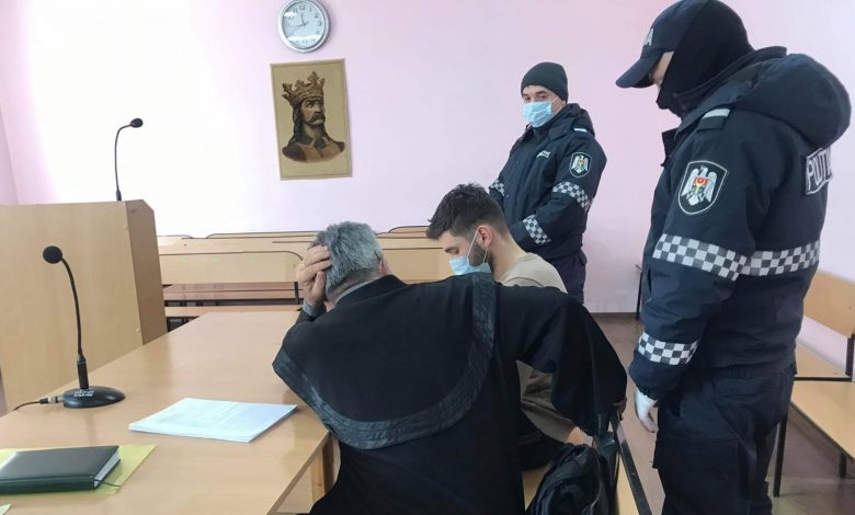 Photo of 18 ani de pușcărie și 500.000 de lei despăgubiri. Pedeapsa tânărului care și-a împușcat mortal iubita de 16 ani la Holercani