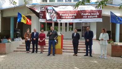 Photo of video | Platforma DA s-a lansat în campanie și la Telenești. Năstase: Avem cea mai bună echipă din Parlament, o recunosc și oponenții