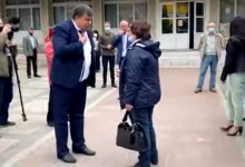Photo of video | Maia Sandu, întâmpinată cu proteste la Edineț. A intervenit Poliția