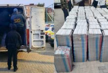 Photo of foto | Cutia de 360 de euro urma coste 800 peste Prut. Șase indivizi, reținuți după ce ar fi ascuns țigări și bărci gonflabile într-un microbuz