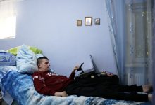 Photo of Paralizie și două săptămâni de comă. Povestea tânărului care a ajuns în scaunul cu rotile după o zi la scăldat