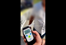 Photo of video | Instructor auto, prins beat la volanul unei mașini a școlii la care activează