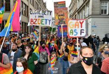 Photo of Polonia: Un oraș pierde fonduri europene şi norvegiene, după ce s-a declarat „zonă liberă de LGBT”