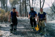 Photo of foto, video | Traseul pompierilor moldoveni prin pădurile în flăcări din Grecia. Elenii pun mâna la inimă și aduc apă rece pentru a mulțumi