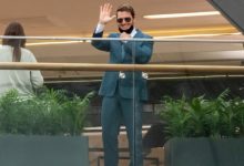 Photo of video | Surpriză pentru o familie din Marea Britanie. Tom Cruise le-a aterizat în grădină cu elicopterul