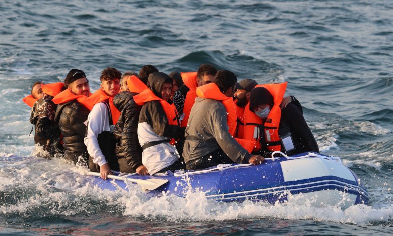 Photo of Număr record de migranți: Circa 600 de persoane au traversat Canalul Mânecii într-o singură zi