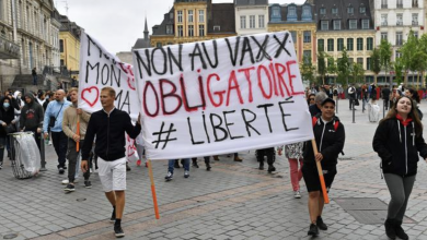 Photo of Proteste masive în Franța: Mii de oameni manifestează împotriva permisului sanitar și a obligativității vaccinării anumitor angajați