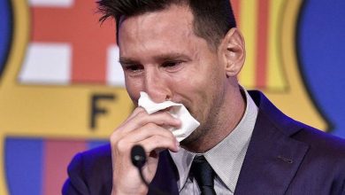 Photo of Șervețelul de „adio” al lui Leo Messi, din ultima conferință de presă la Barcelona, scos la vânzare pentru un milion de dolari