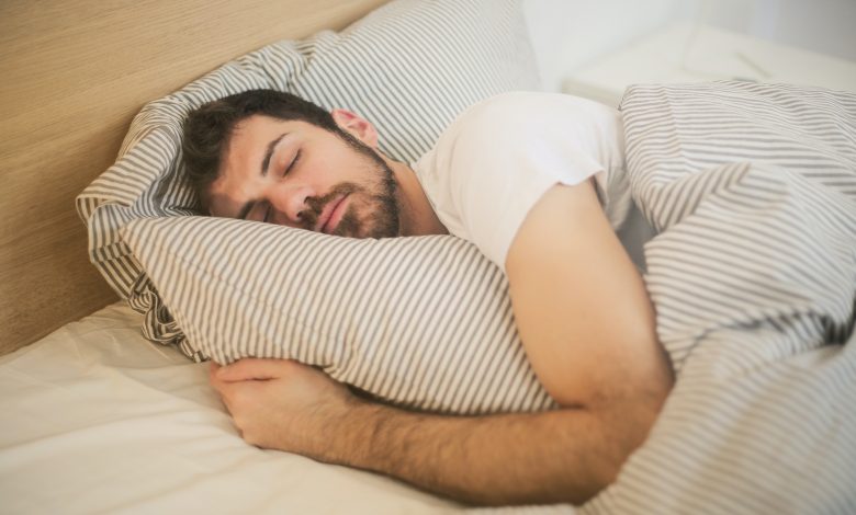 Photo of Cum să dormi bine, deși este caniculă: Sfaturi care îți pot face somnul confortabil