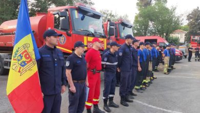 Photo of video, foto | Pompierii moldoveni și-au început misiunea în Grecia. Luptă cot la cot cu cei din România