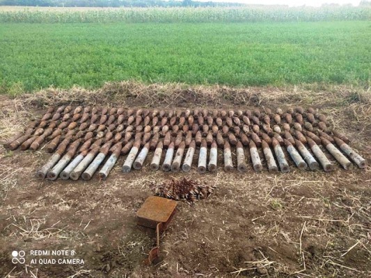 Photo of foto, video | Ecoul războiului: Doar în weekend geniștii au neutralizat circa 450 de obiecte explozibile, inclusiv mine, grenade și cartușe
