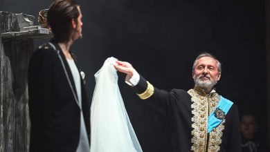 Photo of Încheie frumos săptămâna! Regele Lear și Adi, pe scena teatrului „Eugene Ionesco”