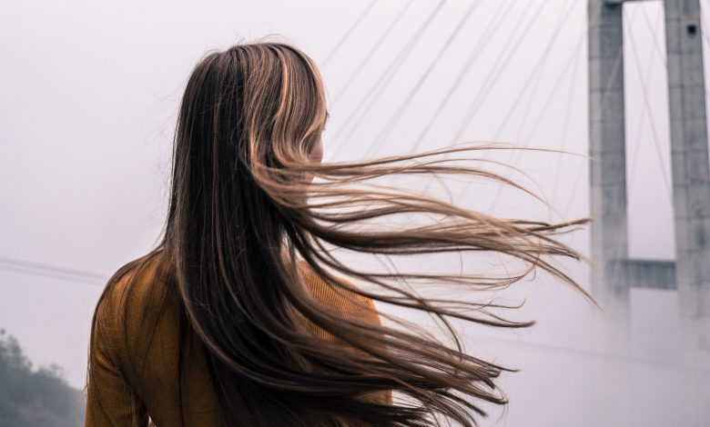 Photo of Căderea părului toamna: Care sunt cauzele și cum poate fi remediată problema