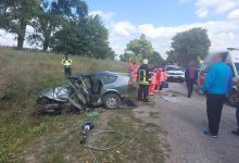 Photo of foto | Accident fatal în nordul Republicii Moldova: O Dacia ieșită pe contrasens s-a tamponat cu un Volkswagen