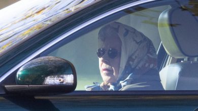 Photo of foto | A sfidat recomandările medicale de a se odihni? Regina Elisabeta a II-a, surprinsă la volan