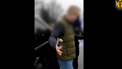 Photo of video | A refuzat să prezinte permisul agenților INSP și a solicitat Serviciul 112. Ce s-a descoperit despre șoferul escortat la inspectorat