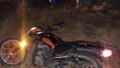 Photo of Fără permis și cu viteză excesivă: Doi adolescenți au decedat pe loc după ce s-au izbit cu motocicleta de o placă de beton