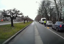 Photo of video | Luați la ochi de ofițeri! Șoferii care au parcat pe banda destinată bicicliștilor ar fi fost amendați