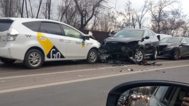 Photo of video | Taximetristul care ar fi produs un accident în lanț pe Albișoara, ar mai fi pus în pericol și alți șoferi în trecut