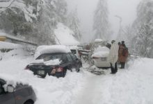 Photo of Furtună de zăpadă în Pakistan: Cel puțin 16 turiști au murit blocați în mașini, la temperaturi scăzute