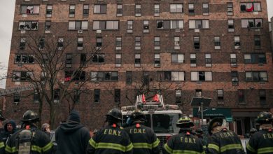 Photo of Care a fost cauza incendiului devastator din New York, soldat cu peste 60 de răniți și 17 morți