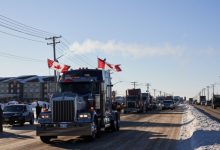Photo of Camionagii antivacciniști din Canada vor să blocheze Ottawa. Încurajarea lui Elon Musk de pe Twitter