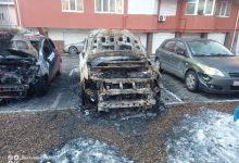 Photo of foto | Noapte fierbinte în capitală. Trei automobile au fost cuprinse de flăcări