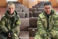 Photo of Rămaşi fără combustibil, doi soldaţi ruşi au mers la o secție de poliție de lângă Harkov să ceară ajutor. Cum au reacționat ucrainenii