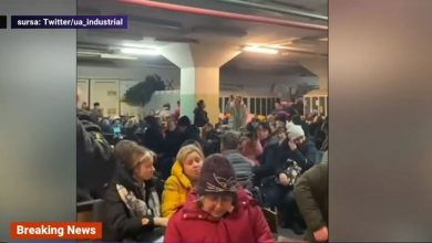 Photo of video | Imagini emoționante din Ucraina: Oamenii cântă imnul țării din adăposturi