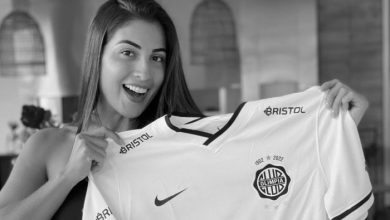Photo of Soția unui fotbalist, mamă a trei copii, împușcată mortal de mafioți la un festival de muzică