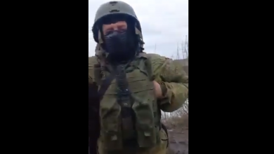 Photo of video | O ucraineană i-a înfruntat pe militarii ruși care i-au cerut actele la control: „De ce să le arăt pașaportul teroriștilor?”