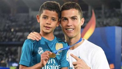 Photo of foto | Cristiano Ronaldo Jr, pe urmele tatălui său: A semnat cu Manchester United, primind tricoul cu numărul 7
